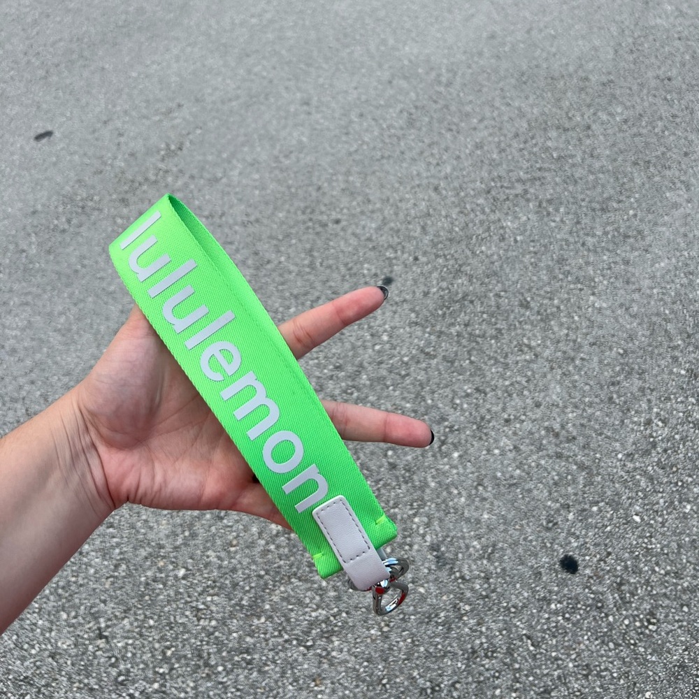 Lulu lemon never lost keychain